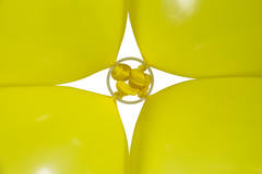 Anelli trasparenti con clip per palloncini - 6 pz 3