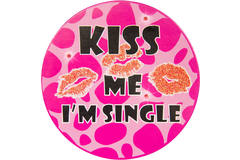 LED Party Button Kiss Me I’m Single